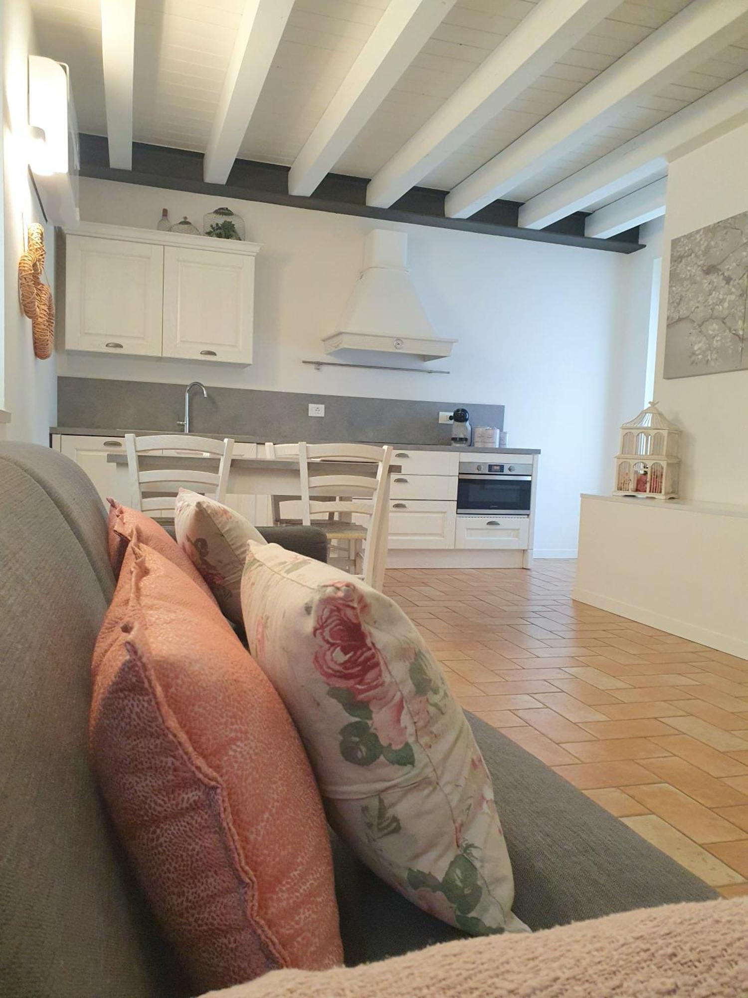 Corte Vale Dium Valeggio sul Mincio Ruang foto